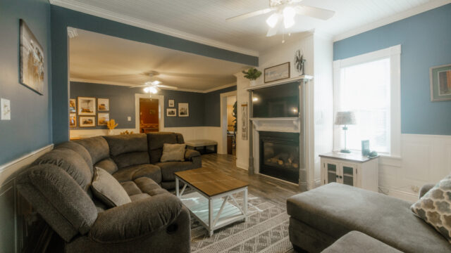 Evergreen Cabins living room