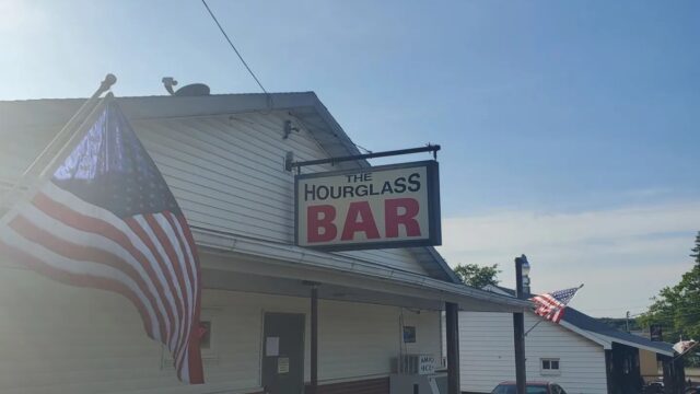 Hourglass Bar