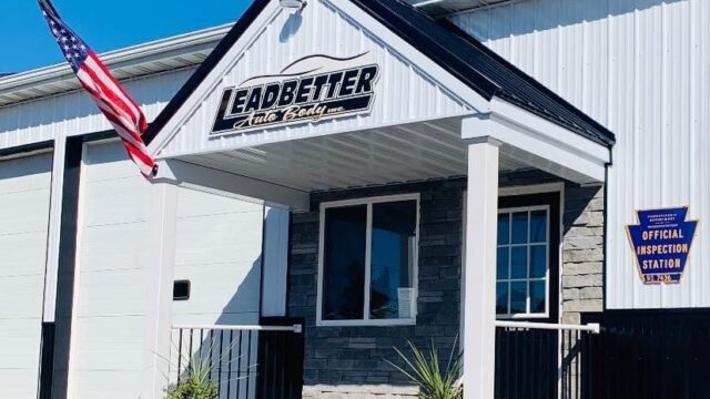 Leadbetter Auto Body-Outside